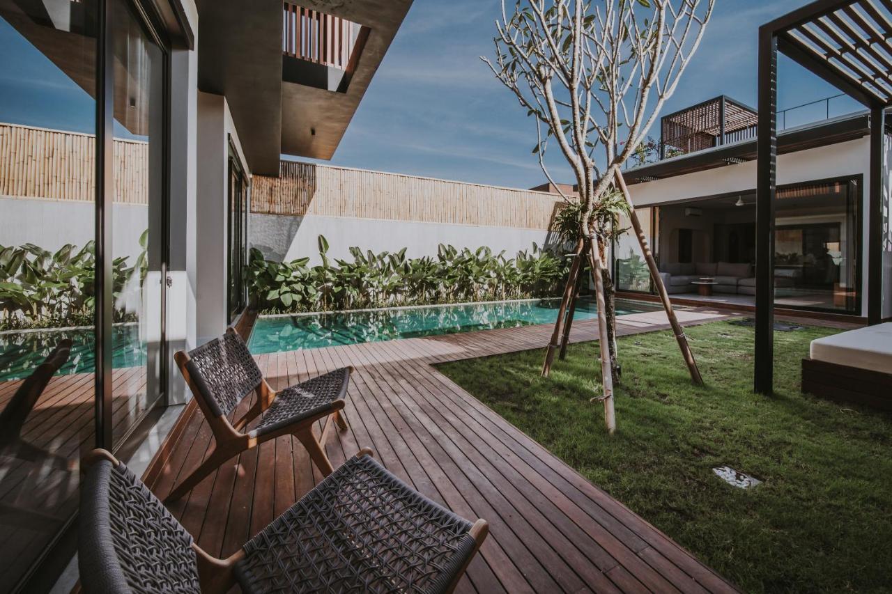 New 4 Bedroom 5 Min Walk To Berawa Beach Enclosed Livng Чангу Экстерьер фото