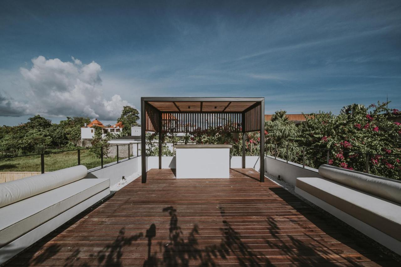 New 4 Bedroom 5 Min Walk To Berawa Beach Enclosed Livng Чангу Экстерьер фото