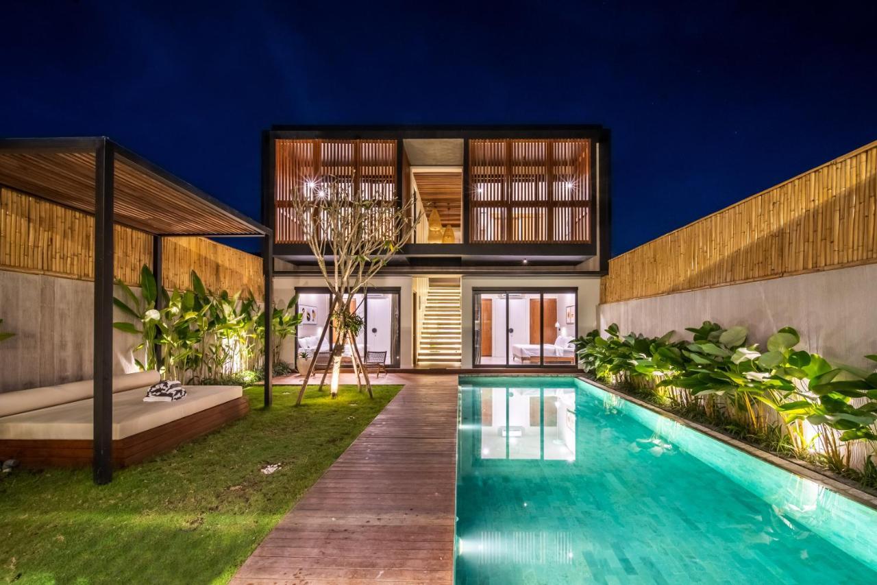 New 4 Bedroom 5 Min Walk To Berawa Beach Enclosed Livng Чангу Экстерьер фото