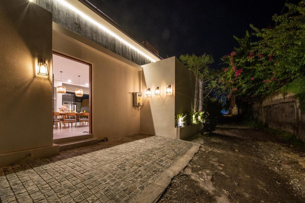 New 4 Bedroom 5 Min Walk To Berawa Beach Enclosed Livng Чангу Экстерьер фото